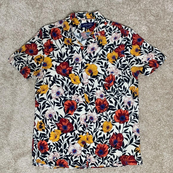 Zara Other - Zara Short Sleeve Floral Button Down Shirt